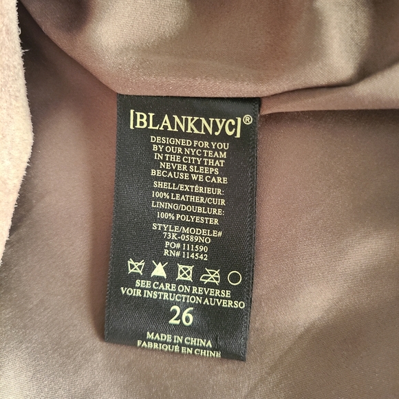 Blank NYC suede leather skirt - Picture 4 of 4